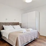 Apartment Okit