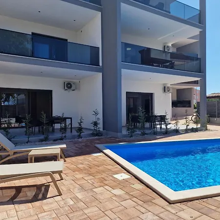 Apartment Okit *