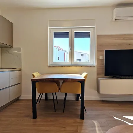 Okit Apartment *