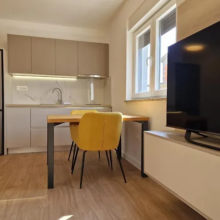 Apartment Okit *